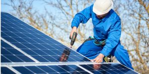 Installation Maintenance Panneaux Solaires Photovoltaïques à Esserval-Tartre